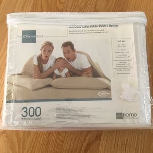 4-Piece FULL White Sheet Set